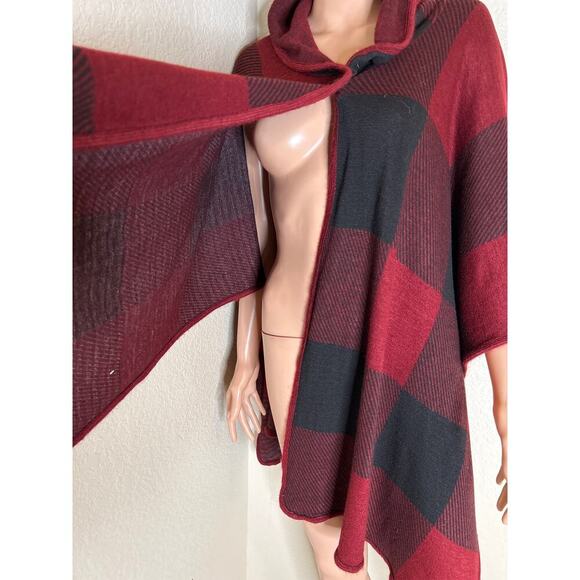 Kimberly C. Poncho one pocket red/black plaid NEW hooded no arm holes OSFM - Picture 10 of 11